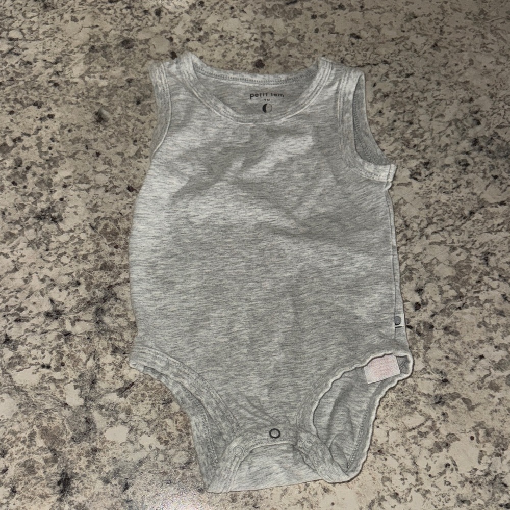 Petit Lem Gray Sleeveless Baby Onesie- 9 m